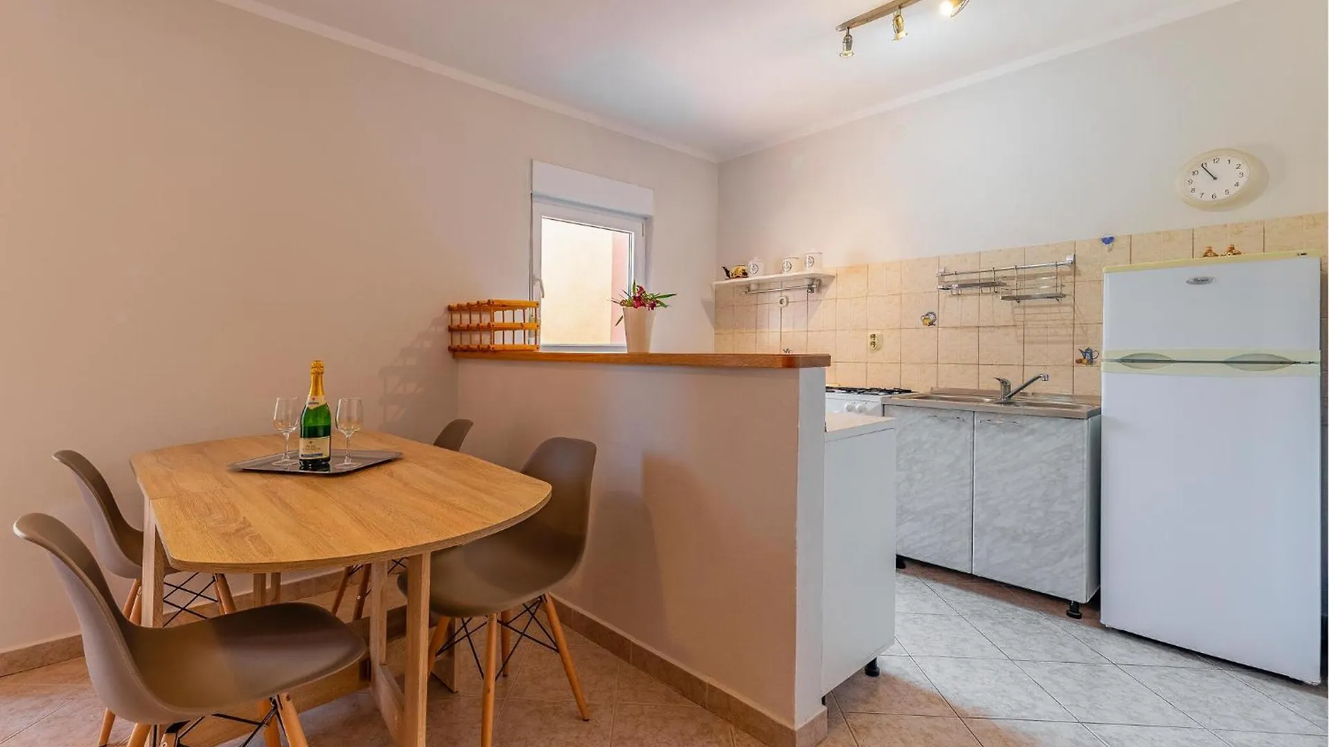 Holiday home Gorgeous Home In Liznjan With Kitchen Croatia